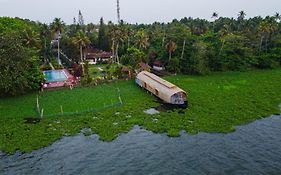 Paradise Heritage Resort